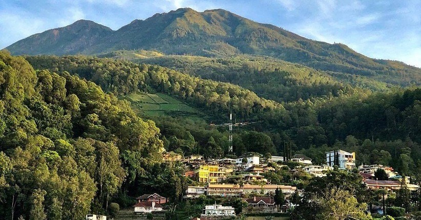 misteri gunung lawu