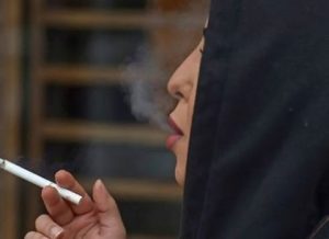 merokok di saudi