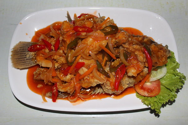 Ikan Gurame Saus Padang,