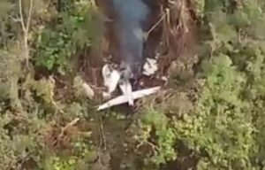 Pesawat SAM Air PK-SW jatuh di hutan Papua