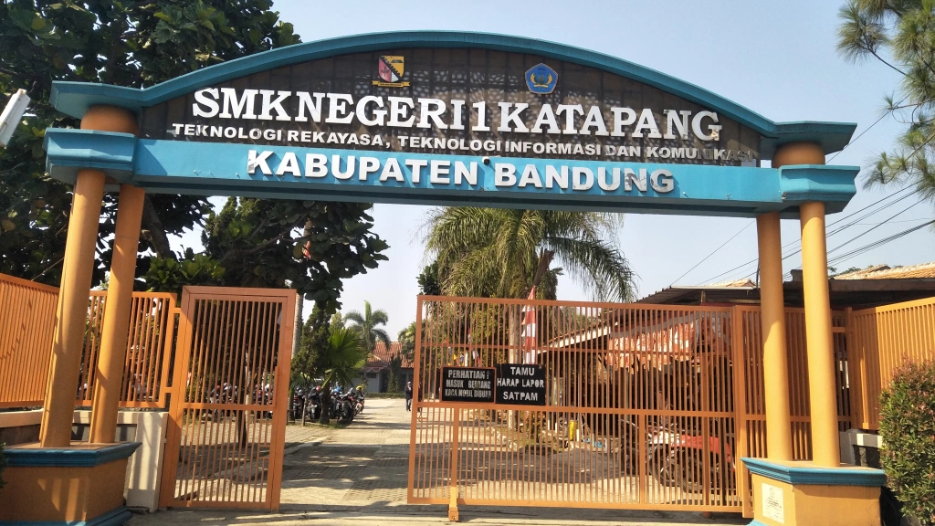Bingung Cari Sekolah Ini Daftar SMK Terbaik di Bandung 10-7-2023