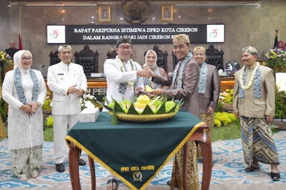 Gubernur Jabar Ridwan Kamil, kawasan Rebana SMK, Kota Cirebon