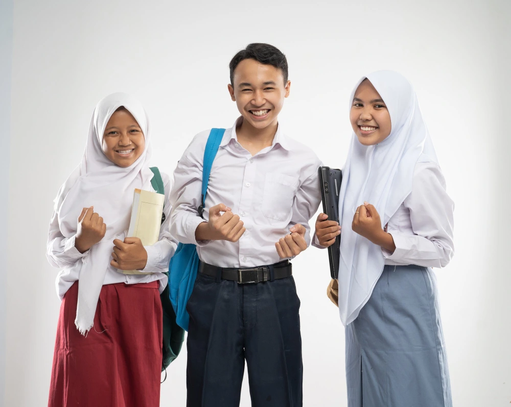 Rekomendasi Toko Baju Sekolah di Bandung 2023. (Mitra Mulia)