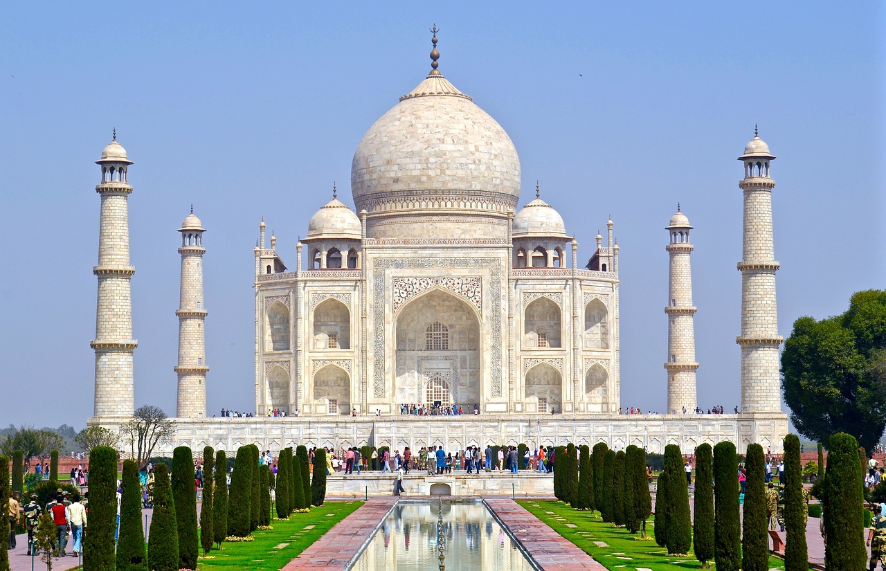 Sejarah Taj Mahal India, Kuburan Termegah di Dunia 14-7-2023