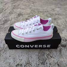 Sepatu Converse Chuck Taylor All Star A00544C. (Shopee)