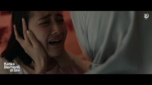 Keunikan Film Ketika Berhenti di Sini Karya Umay Shahab