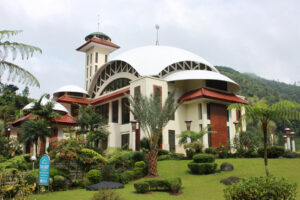 Masjid Atta’awun, Masjid Ikonik Puncak Bogor