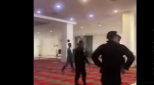 brimob masuk masjid