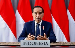 koalisi PAN dan Golkar bukan urusan presiden Jokowi.