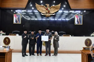 Wakil Ketua DPRD Jawa Barat Ineu Purwadewi Sundari, Ridwan Kamil Uu purna tugas