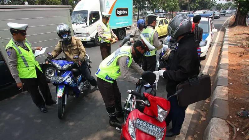 Sistem Penghitungan Poin Tilang