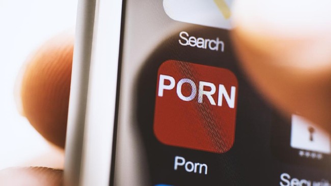 Sutradara Film Porno di Jaksel Juga Berperan sebagai Pengelola Situs Streaming