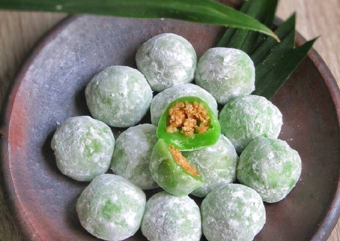 Mochi Pandan Isi Kacang