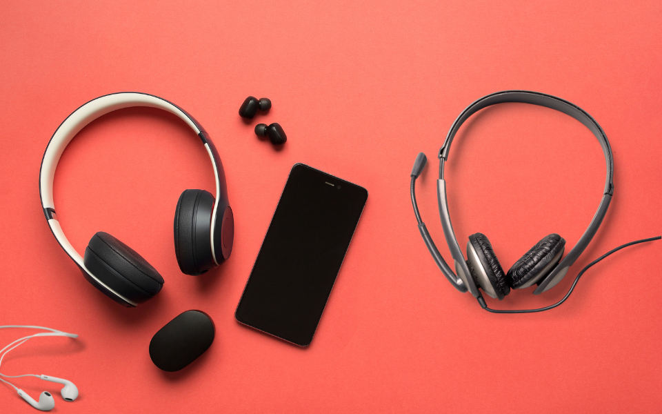 membersihkan headphone dan earbuds tanpa merusak