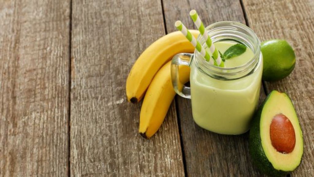 smoothies alpukat pisang
