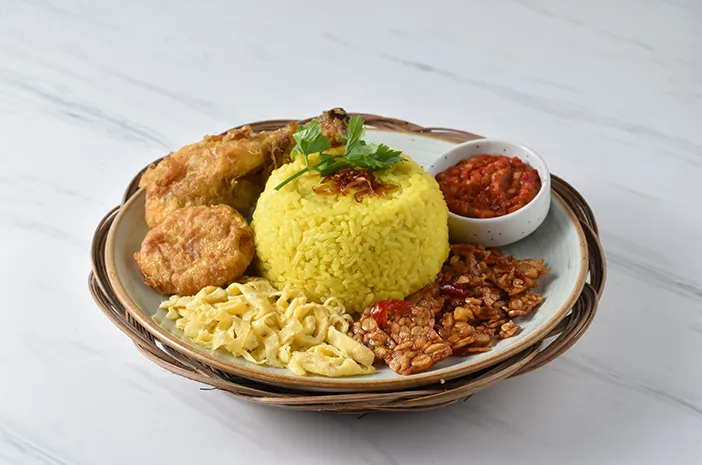 nasi kuning rice coocker