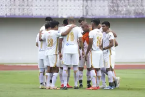 Persija vs Borneo FC pekan ke 24
