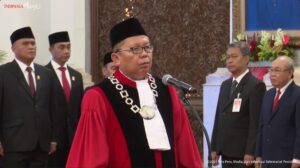 Jokowi lantik Arsul Sani jadi Hakim Konstitusi