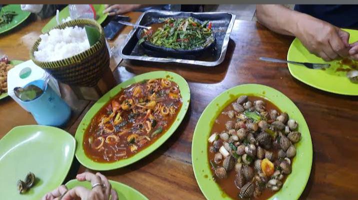 Seafood enak di Bandung