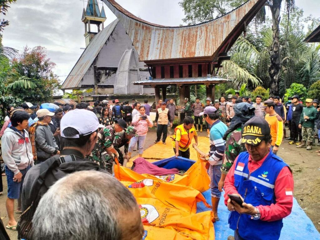 Longsor Tana Toraja