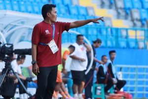 Asisten Pelatih Madura United FC Rakhmat Basuki