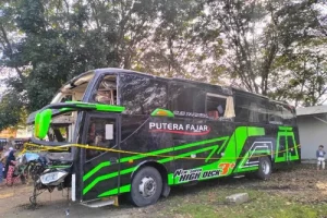 kecelakaan bus Subang