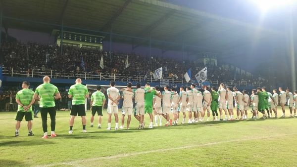 Dukungan Bobotoh Jadi Modal Penting Persib