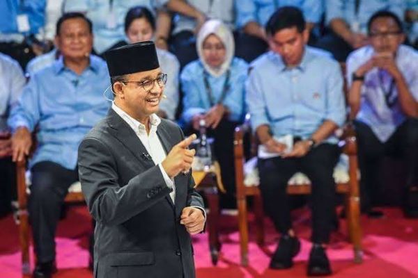 Pilihan PDIP Bergabung dengan Anies Realistis