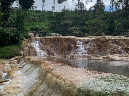 Curug Cipanas Nagrak