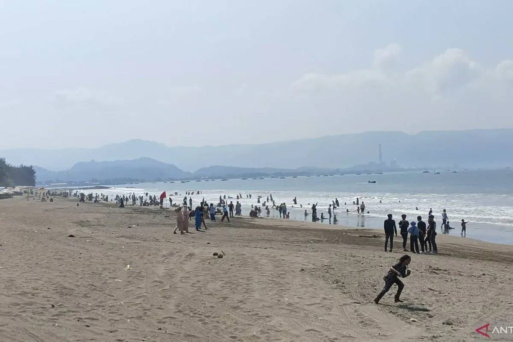 Pantai Pelabuhan Ratu