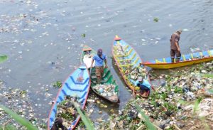 Penaganan sampah sungai Citarum