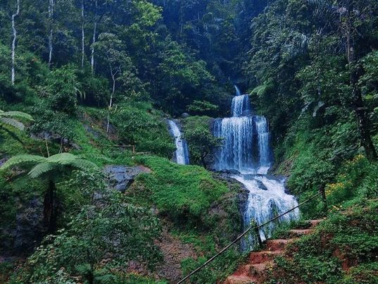 Wisata Curug Gorobog