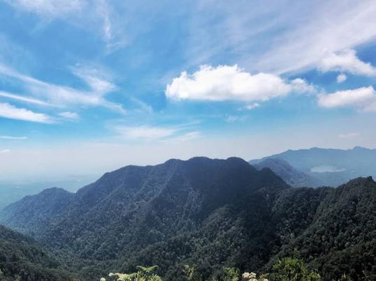 Gunung tertinggi Bandung