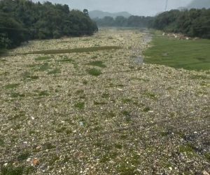 Sampah Bawah Jembatan BBS Batujajar dispill Pandawara Group