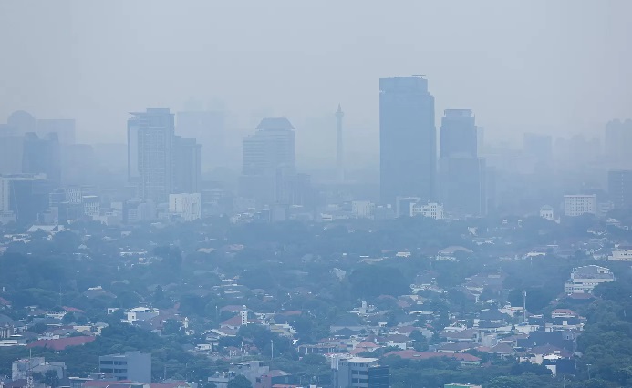 Jakarta dan Medan Masuk Tiga Besar Kota dengan Kualitas Udara Terburuk