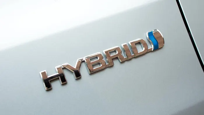 insentif mobil hybrid