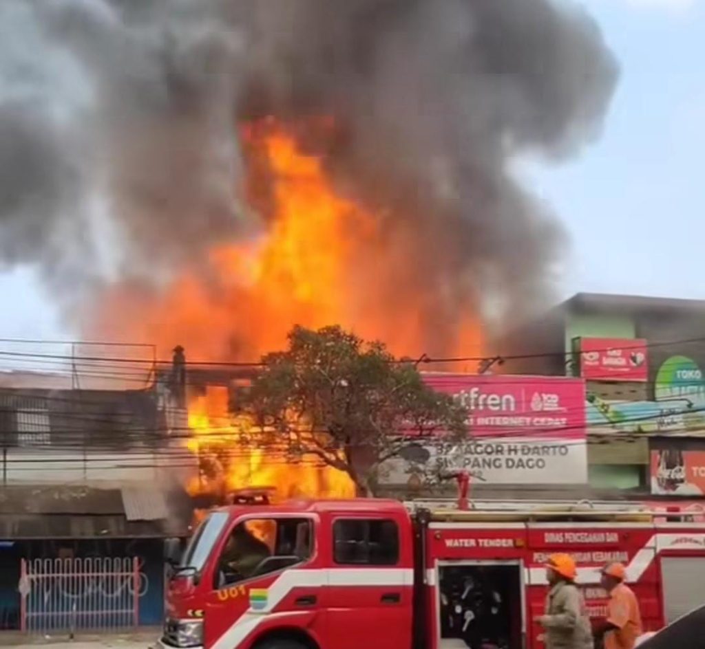 Pasar Simpang Dago Kebakaran