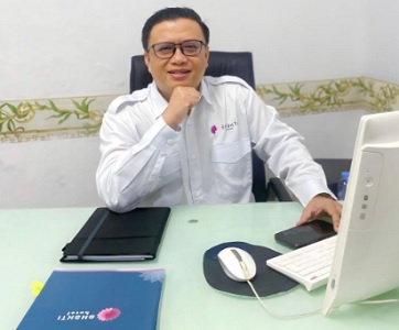 Profil Herry Firmansyah GM Shakti Hotel Bandung