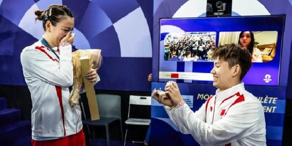 Huang Yaqiong Dilamar Liu Yu Chen Usai Rebut Medali Emas Olimpiade Paris