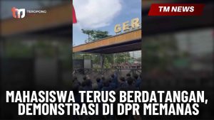 Mahasiswa Terus Berdatangan, Demonstrasi di DPR Me-Cover