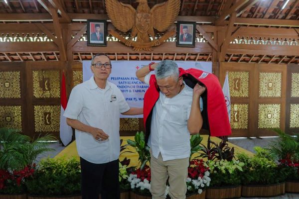 Pj Wali Kota Bandung 95 Warga Pendonor Darah