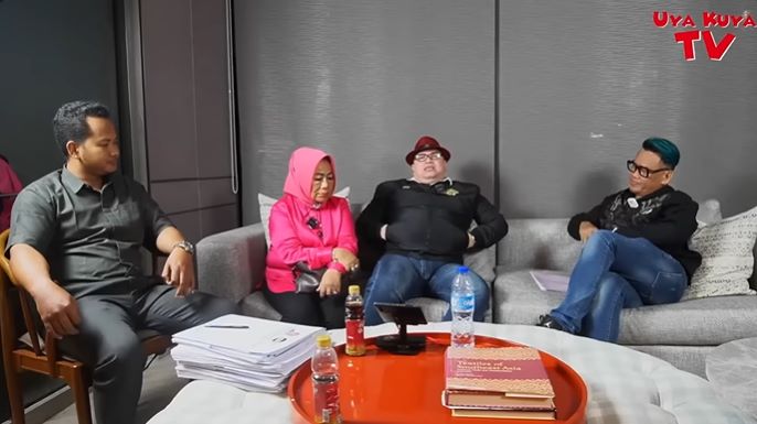 Kontroversi Razman Arif Nasution