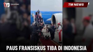 Paus Fransiskus Tiba di Indonesia-Cover