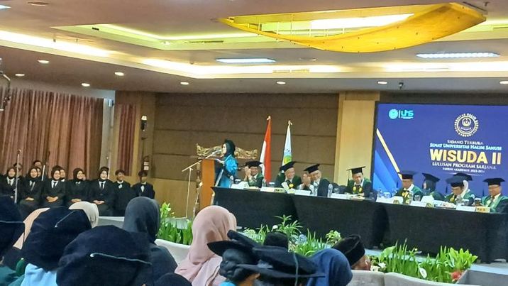 UHS Menggelar wisuda II