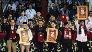 Penggunaan Podium saat Debat