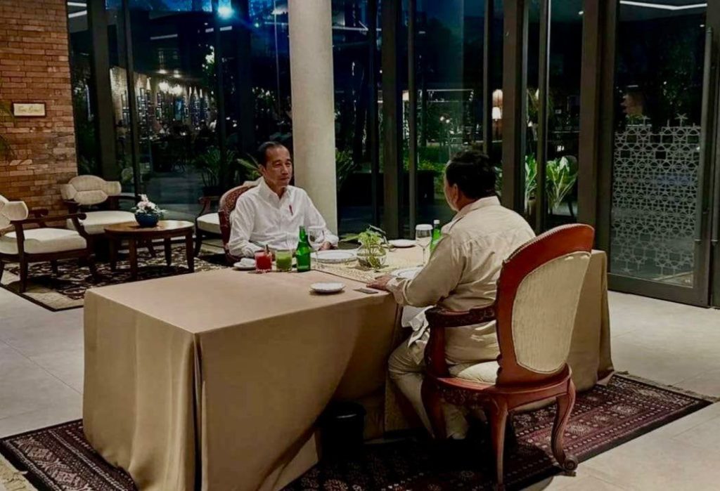 Diskusi Santai Santap Malam Jokowi dan Prabowo