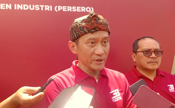 Direktur Utama (Dirut) PT LEN Industri (Persero) Bobby Rasyidin, Mobil Maung Pindad