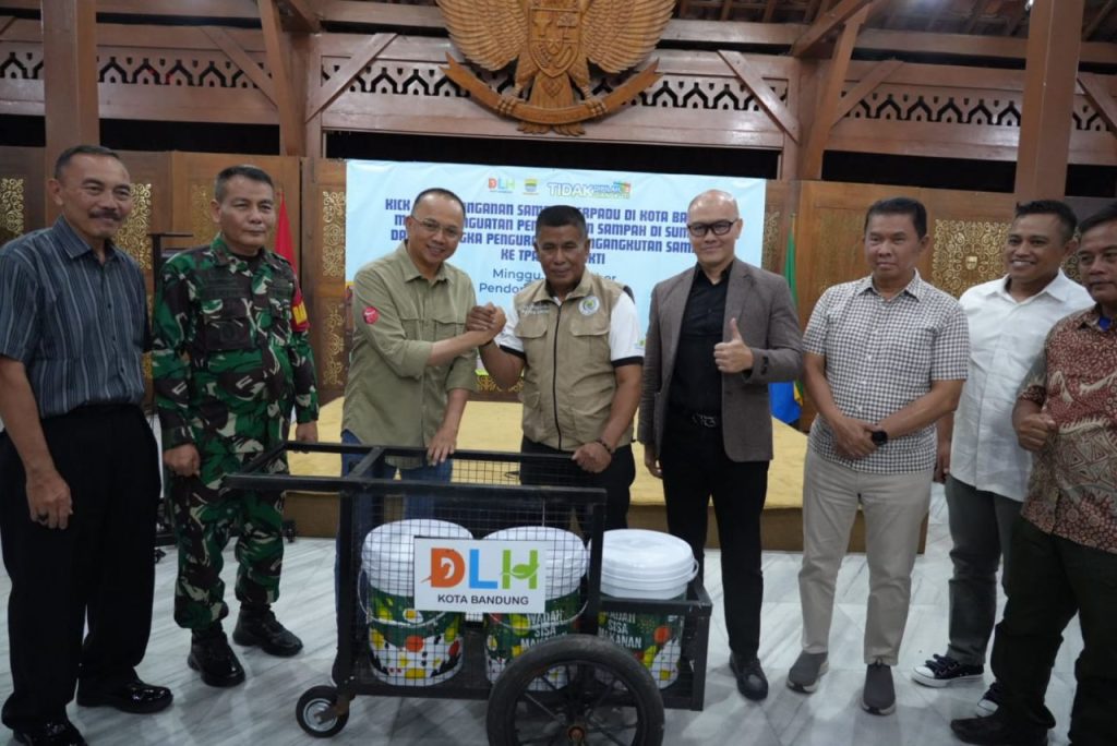 Edwin Senjaya Pastikan DPRD Dukung Penuh Pemkot Tangani Sampah Terpadu