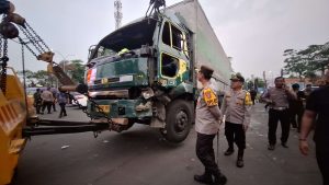 Polisi Buka Posko Pengaduan Korban Kontainer Tangerang