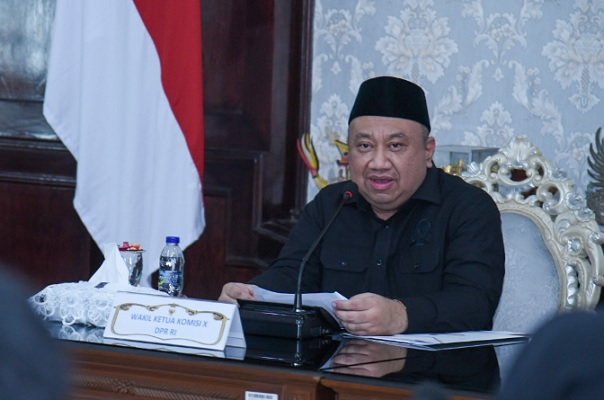 Wakil Ketua Komisi X DPR RI Lalu Hadrian Irfani, PPDB Zonasi